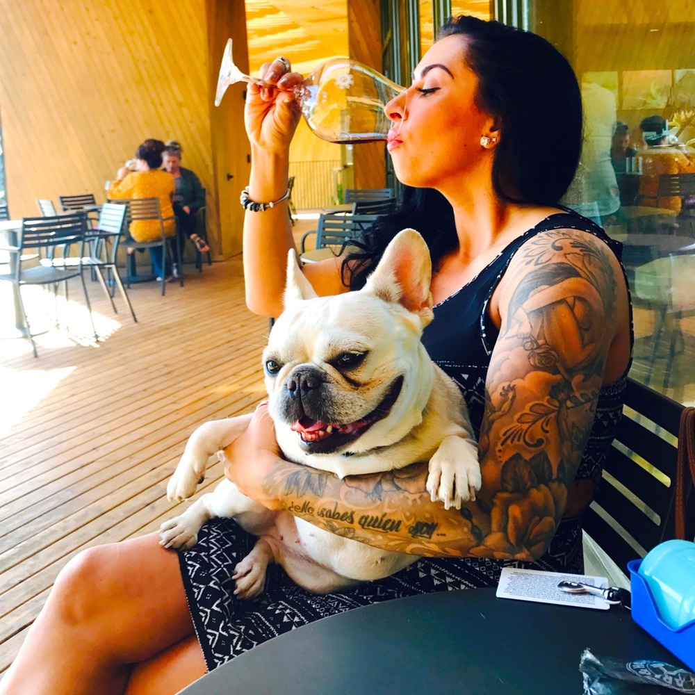 Meet your Posher, April